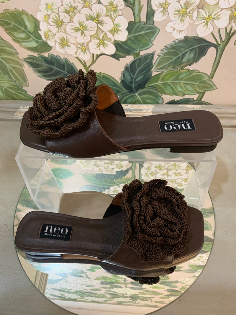 25082- Dream Chestnut