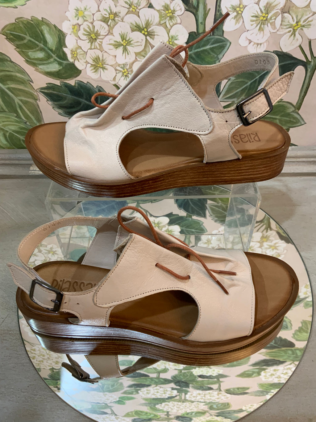 Dior- Bone