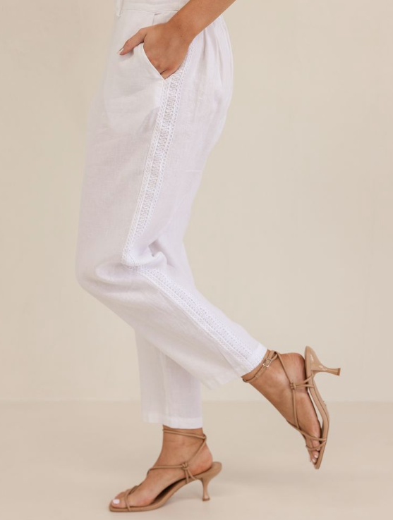 Linen 7/8 Pant with Lace